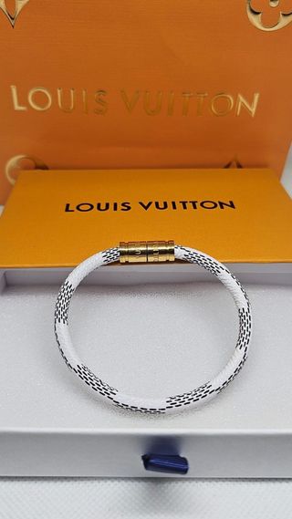 Pulsera Louis Vuitton Blanca y Dorada