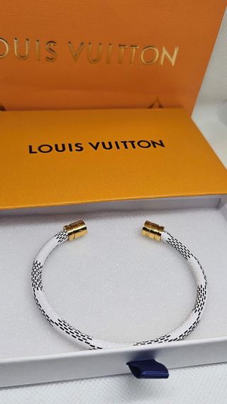 Pulsera Louis Vuitton Blanca y Dorada