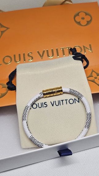 Pulsera Louis Vuitton Blanca y Dorada