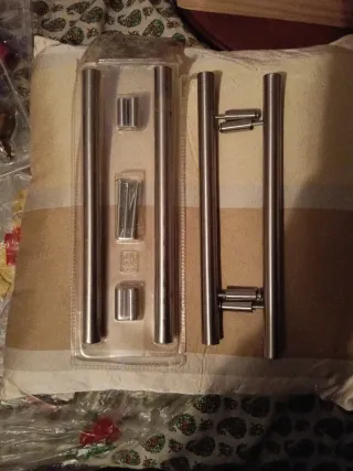 Maniglie per cassetti IKEA in acciaio inossidabile