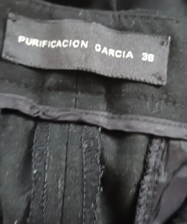 Pantalón pitillo negro Purificación García