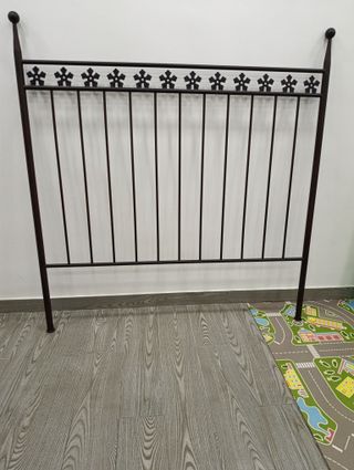 Cabecero de forja negro