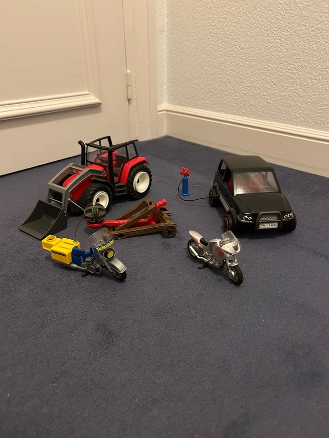 Playmobil: Tractor, Coche, Motos y Accesorios