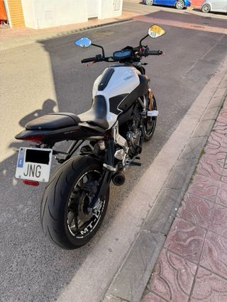 Yamaha MT-07