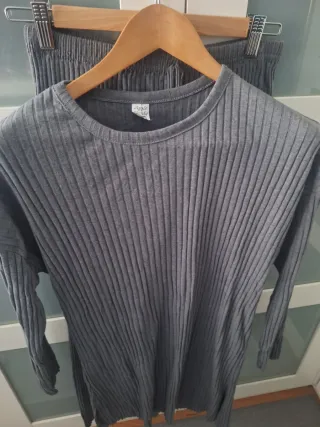 Conjunto Camisa y Pantalón Gris de canalé