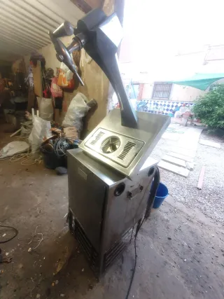 Grifo de cerveza industrial