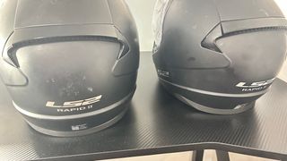 2 Cascos LS2 Negro Mate (XL y M)