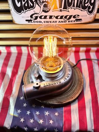 Lampada design industriale turbo