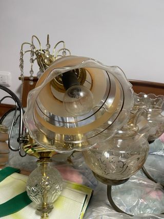 Lámpara colgante antigua de cristal y metal