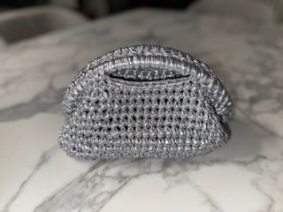 Borsa clutch uncinetto argento