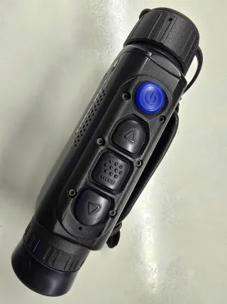 Monóculo Pulsar Axion XM30F