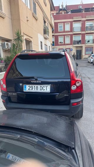 Volvo XC90 2004