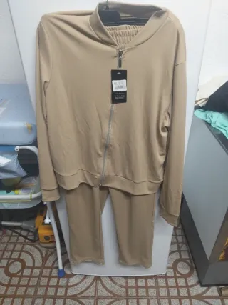 Chándal mujer camel