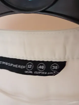 Blusa Atmosphere detalles dorados talla L