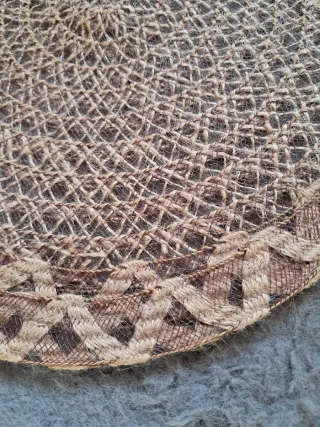 Tovaglietta intrecciata artigianale elegante