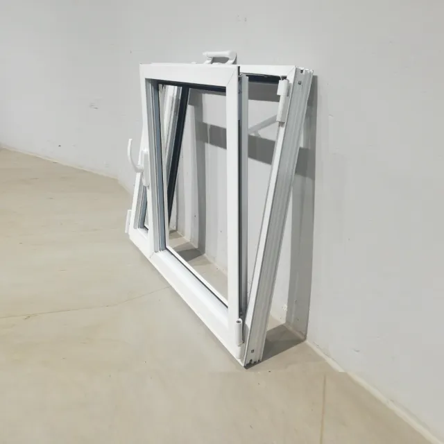 Finestra de PVC / Ventana PVC 90x6x70