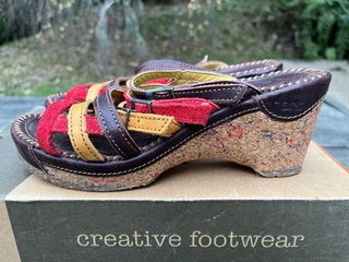 Sandalias Art Piel Marrón y Rojo