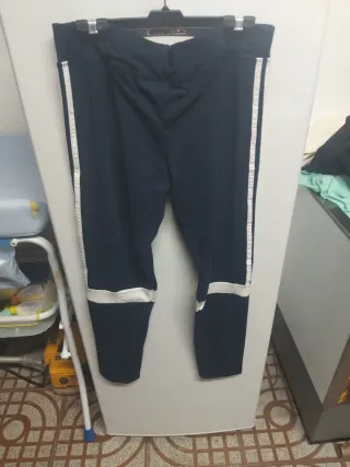 Mallas deportivas azul talla XXL y negra M