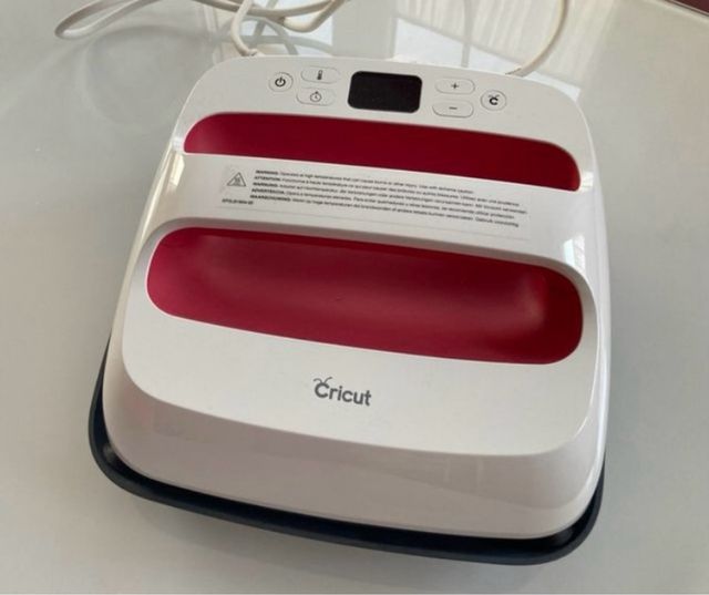 Cricut EasyPress 2 + Esterilla