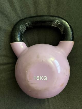 Pesa rusa / Kettlebell 16 kg
