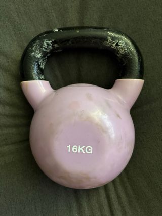Pesa rusa / Kettlebell 16 kg
