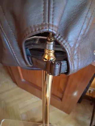 Gorra caballero efecto piel marrón