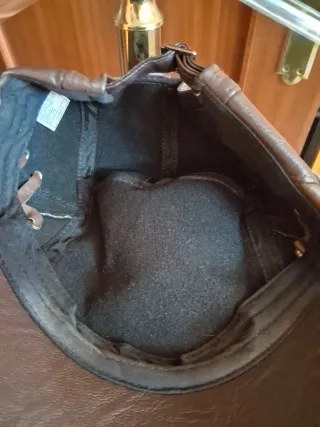 Gorra caballero efecto piel marrón