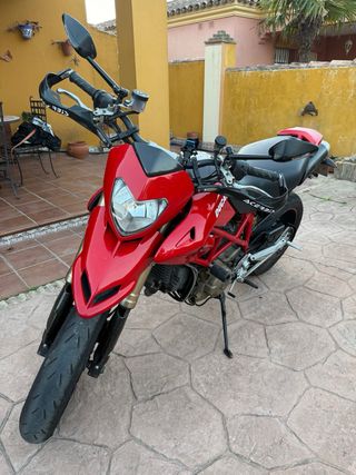Ducati Hypermotard 1100 S