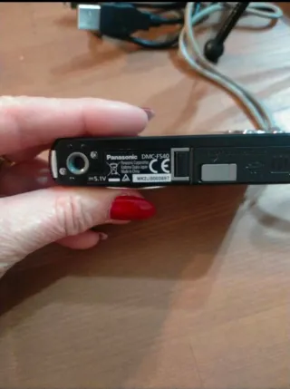 Cámara Lumix Digital + Accesorios