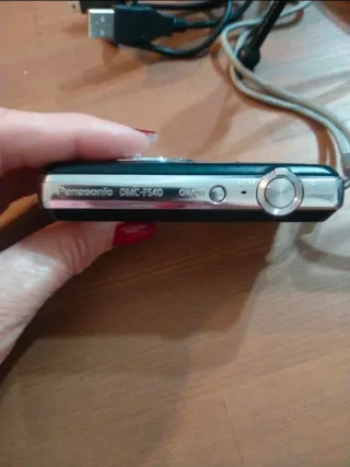 Cámara Lumix Digital + Accesorios