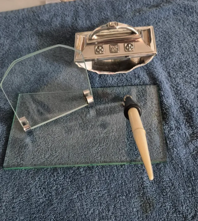 Stiloforo in vetro anni '50 con pennino in oro .