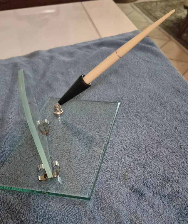 Stiloforo in vetro anni '50 con pennino in oro .