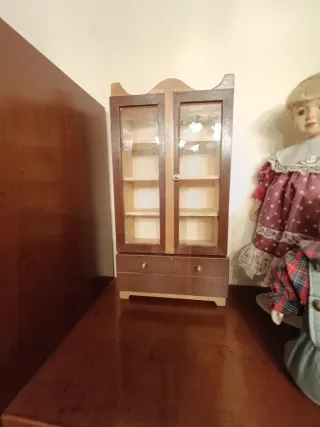 Mobile miniatura in legno Dollhouse