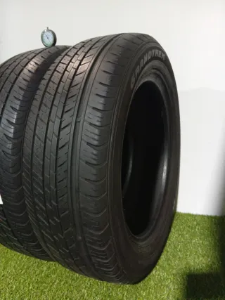 225 60 18 100H DUNLOP GRANTREK ST 30