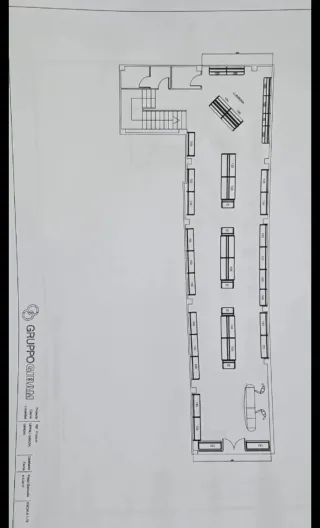 SE ALQUILA Local en centro histórico Gandia.