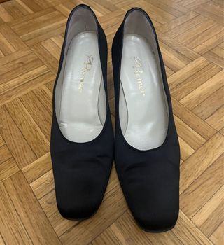 Zapatos de tacón negros raso talla 38