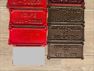 COLECCION  DE 10 PLACAS DE RENFE