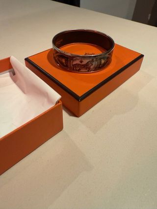 Pulsera Hermes Paris Negra y Plateada