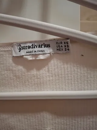 Camiseta Stradivarius manga larga beige XS