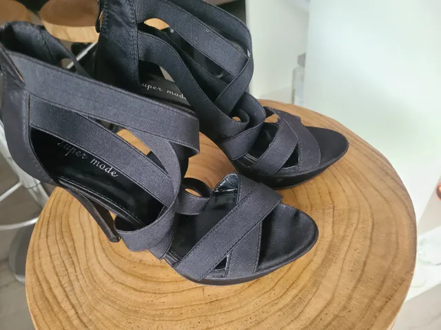 Scarpe col tacco Super mode nere