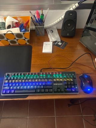Ratón y Teclado Mars Gaming