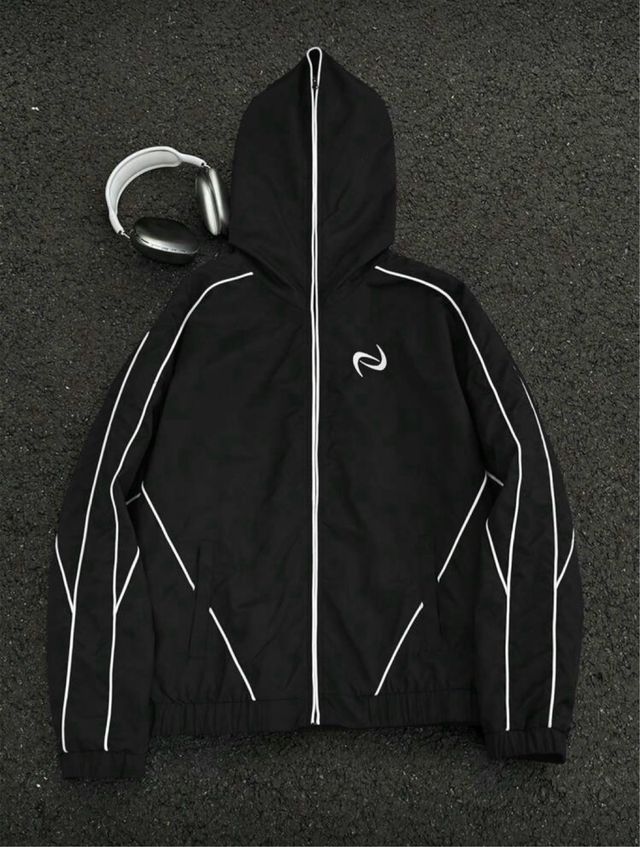 chaqueta con capucha