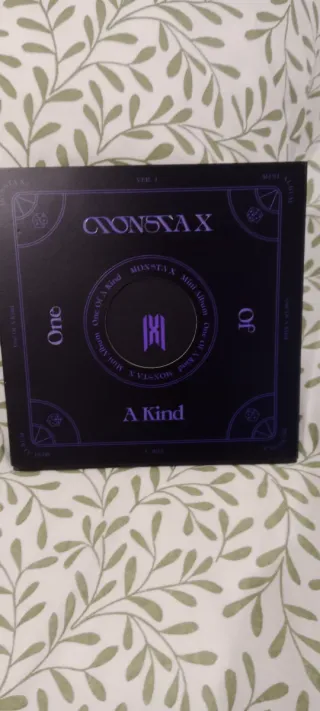 Álbum Monsta X One Of A Kind Ver. 1