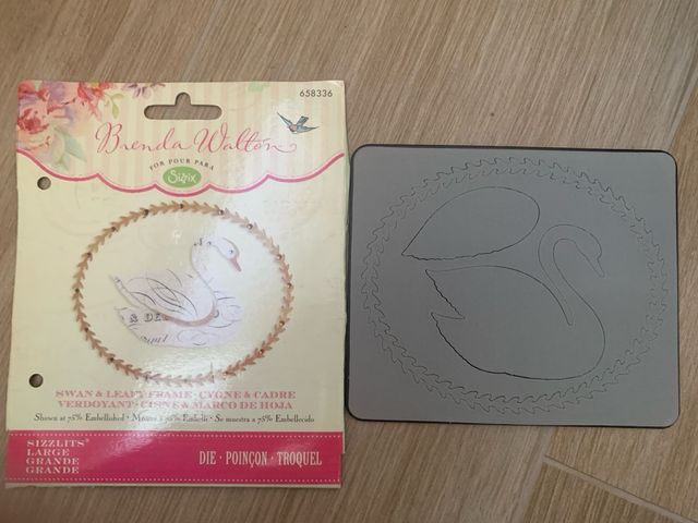 Fustella Sizzix Brenda Walton Cigno