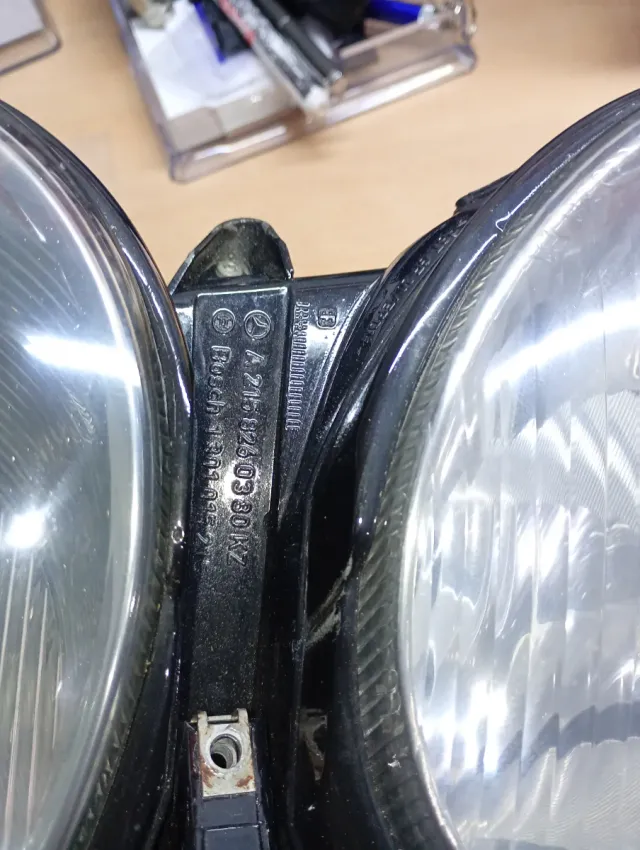 Faro Mercedes W215 A2158260380