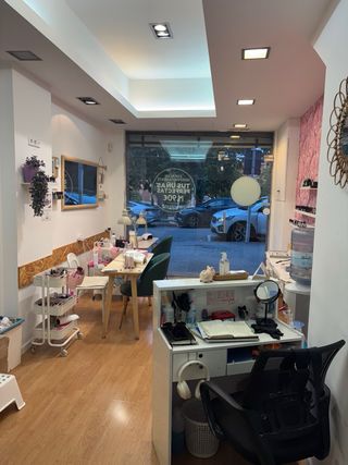 centro de uñas traspaso