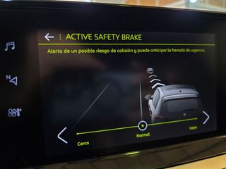 PEUGEOT 208 BlueHDi 73kW 100CV GT Line