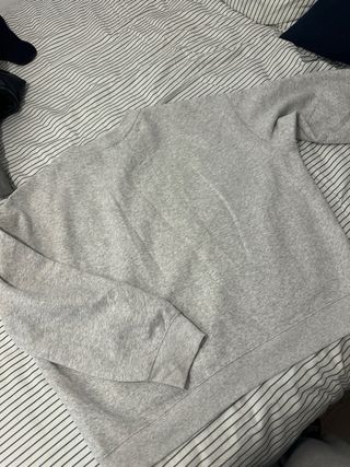 Sudadera H&M Gris Le Marais