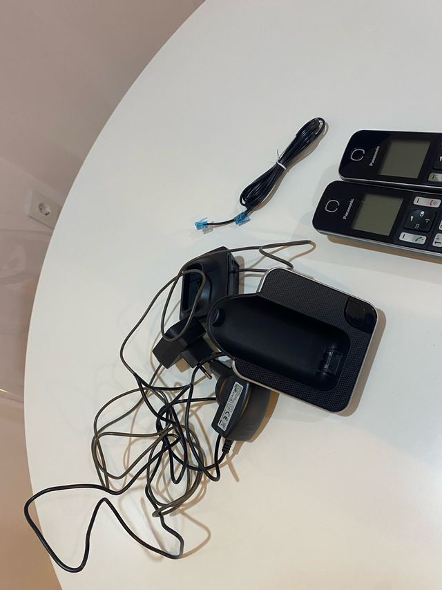 Panasonic KX-TG1612 Duo/Twin Teléfono Inalámbrico