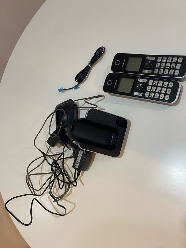 Panasonic KX-TG1612 Duo/Twin Teléfono Inalámbrico